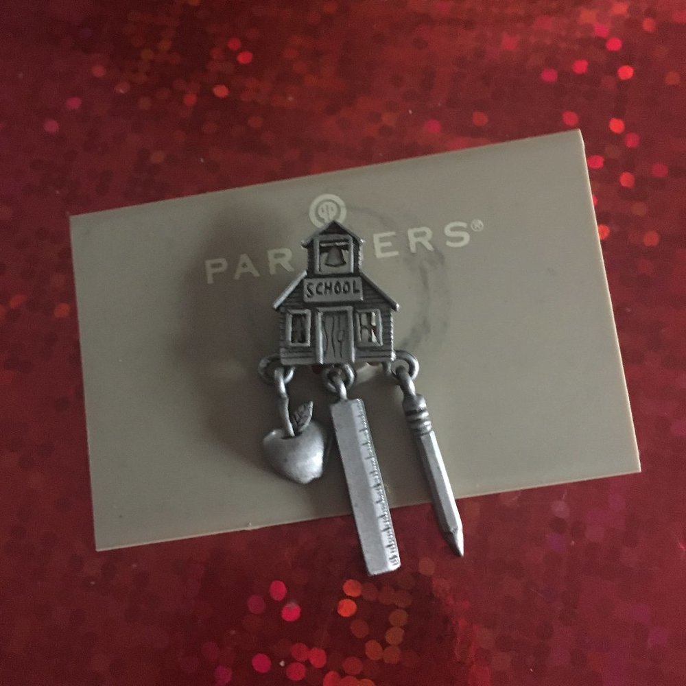 🍎Partners (Mervyn's) Vintage Pin -158 $12 OR FREE* 🎉